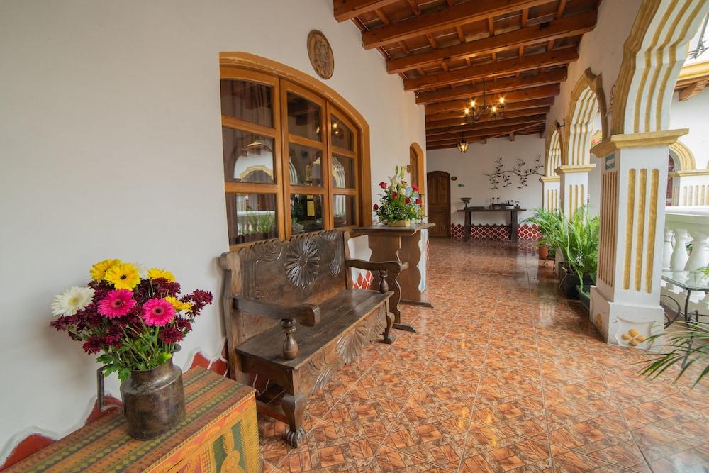 Hotel Gran Plaza Euromaya Antigua Εξωτερικό φωτογραφία