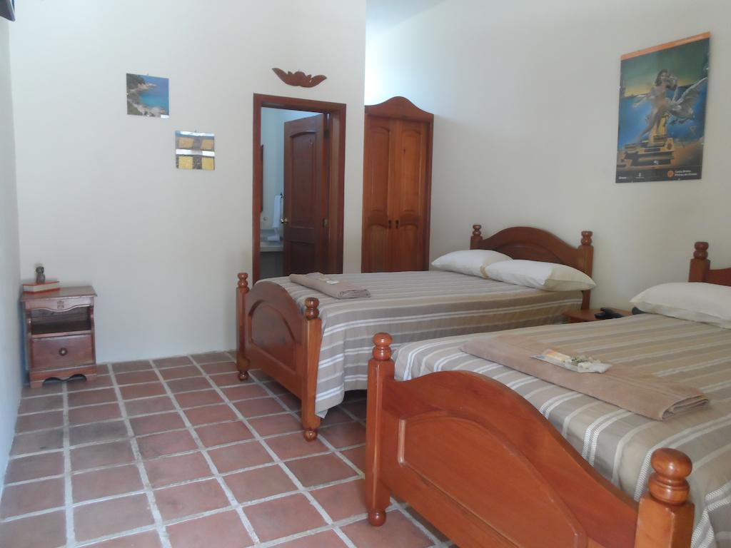 Hotel Gran Plaza Euromaya Antigua Δωμάτιο φωτογραφία