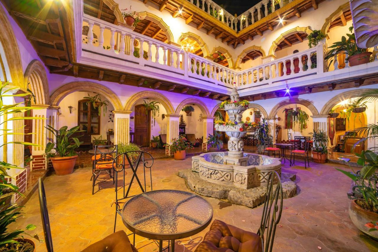 Hotel Gran Plaza Euromaya Antigua Εξωτερικό φωτογραφία
